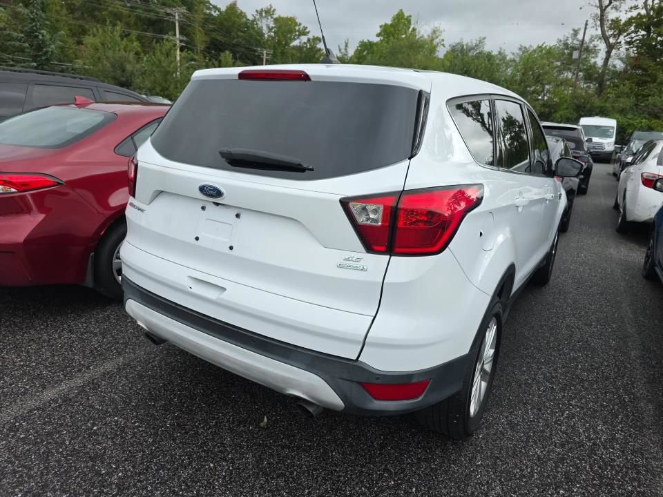 Used 2019 Ford Escape SE FWD image 7