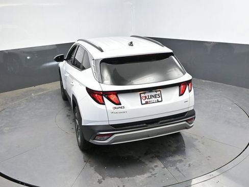Used 2025 Hyundai Tucson SEL AWD/4WD image 43