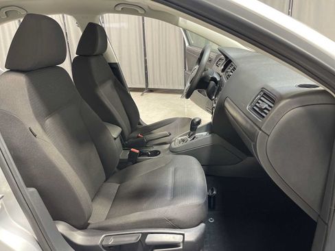 Used 2015 Volkswagen Jetta S FWD image 14