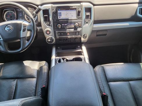 Used 2016 Nissan Titan SV AWD/4WD image 5