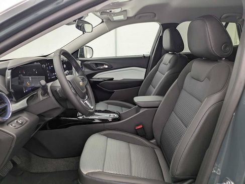 New 2026 Chevrolet Trax LT w/ Driver Confidence Package FWD image 17