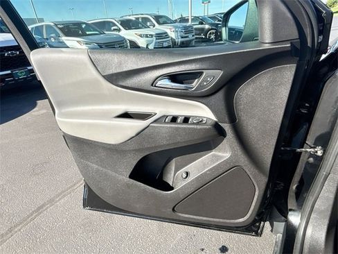 Certified 2019 Chevrolet Equinox LT image 18