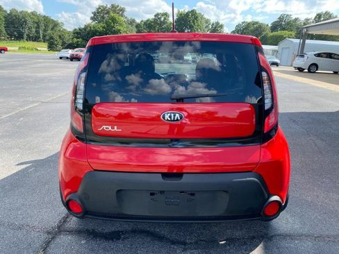 Used 2015 Kia Soul + FWD image 9