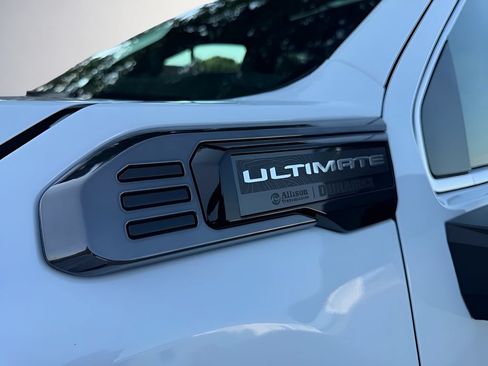 New 2026 GMC Sierra 2500 Denali Ultimate AWD/4WD image 40