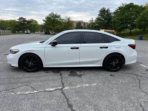 Used 2025 Honda Civic Sport image 6