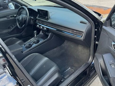 Used 2022 Honda Civic Sport image 3