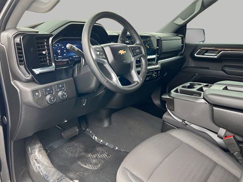 Used 2024 Chevrolet Silverado 1500 LT image 50