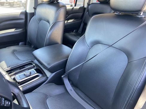 Used 2024 INFINITI QX80 Luxe AWD/4WD image 16