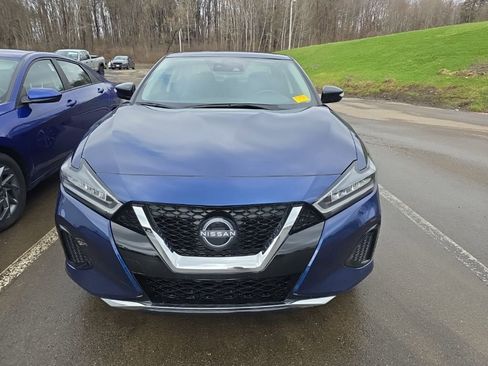 Used 2023 Nissan Maxima SV w/ Floor Mat Group image 9