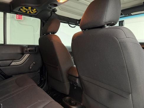 Used 2014 Jeep Wrangler Unlimited Sport AWD/4WD image 12
