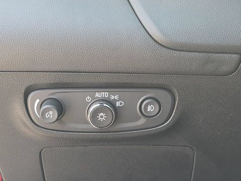 Certified 2023 Buick Encore GX Preferred FWD image 27