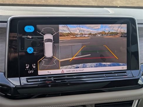 New 2026 Volkswagen Atlas SEL Premium R-Line image 23