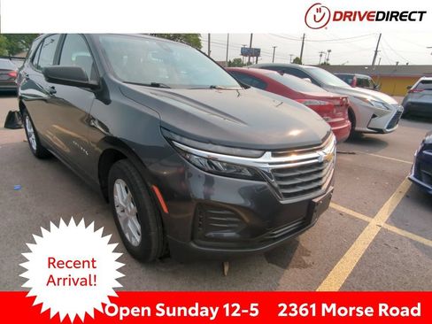 Used 2022 Chevrolet Equinox LS FWD image 1