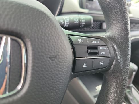 Used 2025 Honda CR-V LX image 22