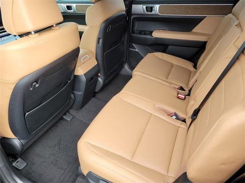 New 2026 Hyundai Santa Fe Limited image 16