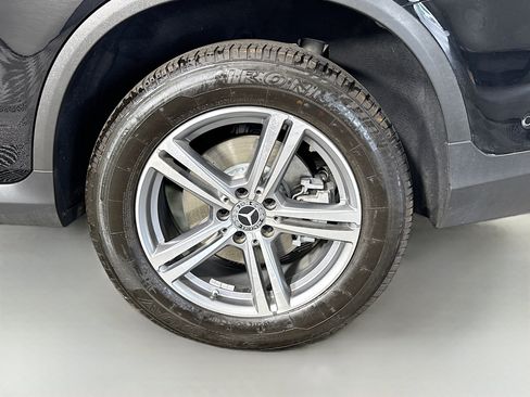 Used 2022 Mercedes-Benz GLC 300 w/ Premium Package Lite image 37