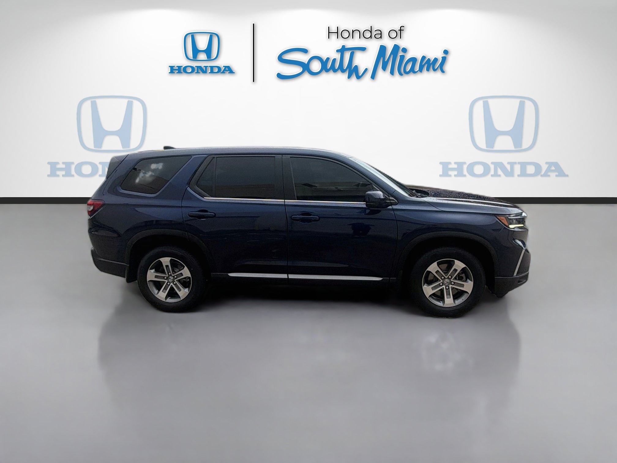 Used 2024 Honda Pilot EX-L image 8