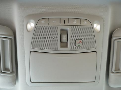 Certified 2021 Nissan Armada SL w/ Captain's Chairs Package AWD/4WD image 34
