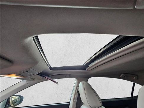 Used 2014 Lexus ES 350 w/ Premium Package FWD image 13