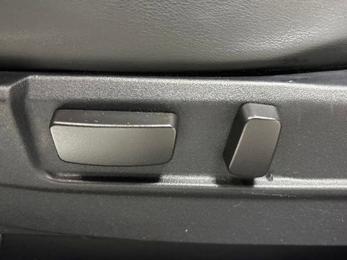 Used 2019 Mitsubishi Outlander SEL AWD/4WD image 32