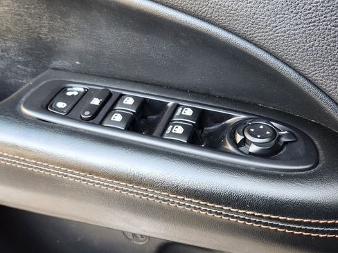 Used 2019 Jeep Compass Limited image 29