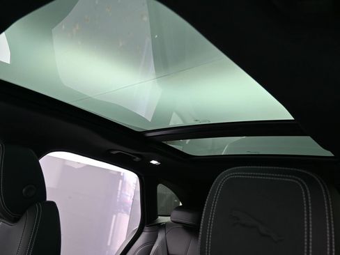 New 2026 Jaguar F-PACE R-Dynamic S image 28