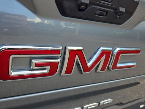 Used 2026 GMC Sierra 1500 SLT AWD/4WD image 31