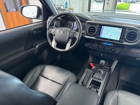 Used 2021 Toyota Tacoma TRD Sport w/ TRD Premium Sport Package AWD/4WD image 49