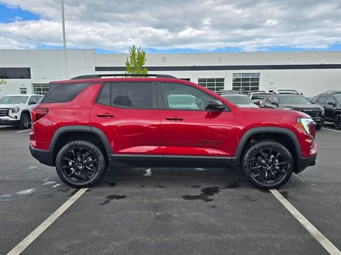 New 2026 GMC Terrain Elevation w/ Elevation Premium Package AWD/4WD image 10