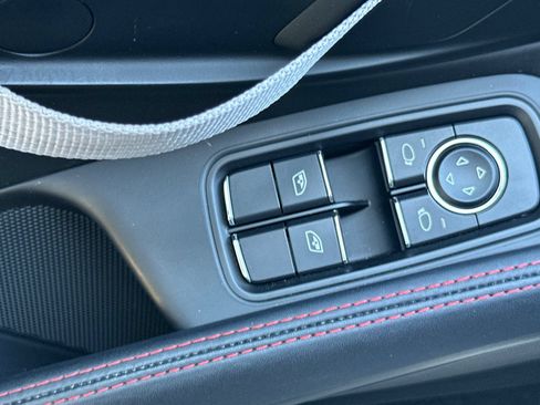 Certified 2016 Porsche 911 R RWD image 13