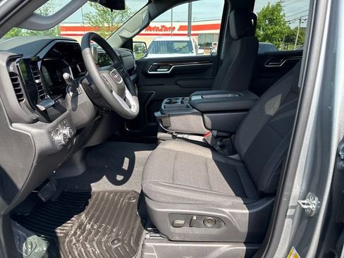 New 2026 GMC Sierra 1500 Elevation w/ X31 Off-Road Package AWD/4WD image 13
