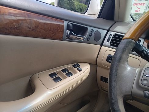 Used 2005 Lexus ES 330 FWD image 23