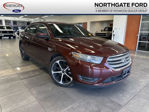 Used 2015 Ford Taurus SEL w/ Equipment Group 201A image 1