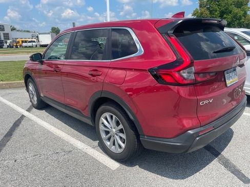 Used 2024 Honda CR-V EX-L image 3