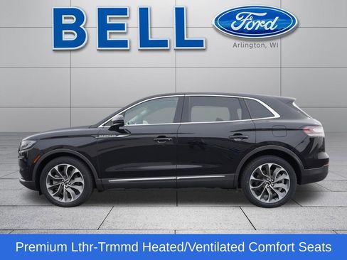 Used 2023 Lincoln Nautilus Reserve image 7