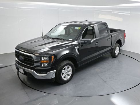 Used 2023 Ford F150 XLT image 38