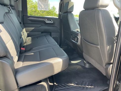 Used 2025 Chevrolet Silverado 2500 LTZ w/ LTZ Plus Package AWD/4WD image 40