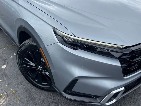 Used 2023 Honda CR-V Sport Touring image 2