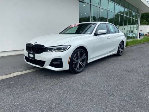 Used 2020 BMW 330i xDrive Sedan w/ M Sport Package AWD/4WD image 3