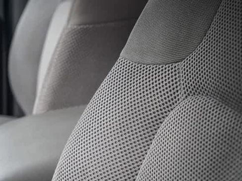 Used 2017 Nissan Frontier SV w/ SV Value Truck Package image 18