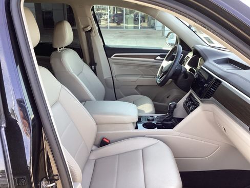 Used 2023 Volkswagen Atlas SE AWD/4WD image 10