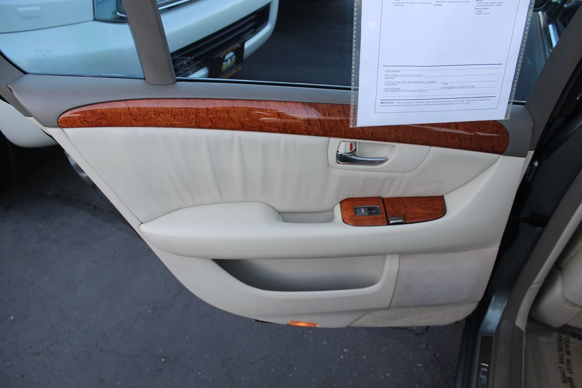 Used 2002 Lexus LS 430 w/ Navigation/Mark Levinson Pkg RWD image 21