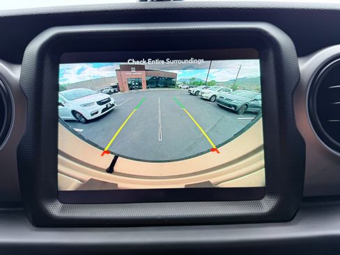 Used 2021 Jeep Wrangler Unlimited Sport AWD/4WD image 14