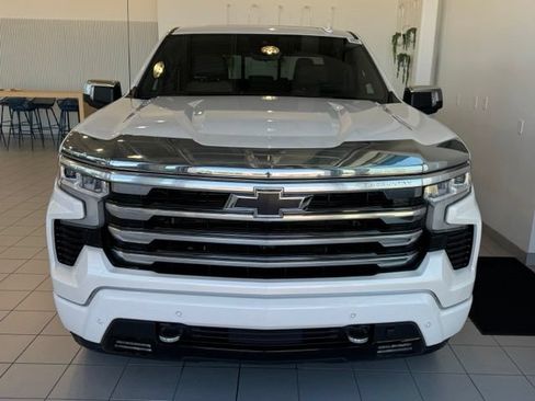 Certified 2024 Chevrolet Silverado 1500 High Country w/ Technology Package AWD/4WD image 37