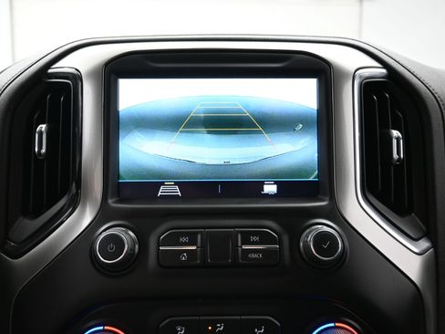 Used 2021 Chevrolet Silverado 1500 LT image 30