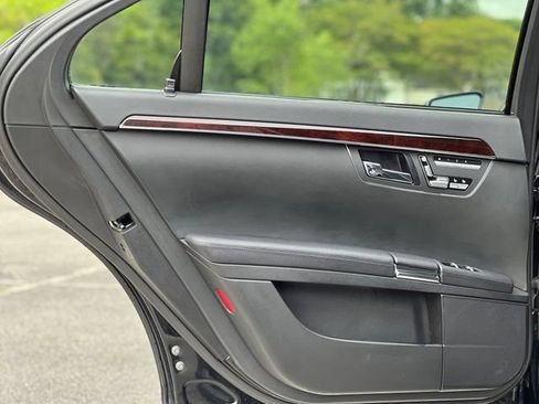 Used 2012 Mercedes-Benz S 550 4MATIC w/ Sport Pkg image 14