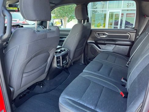 Used 2025 RAM 1500 Big Horn AWD/4WD image 16
