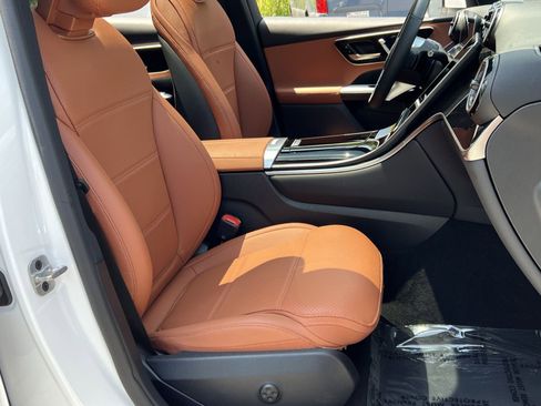Certified 2026 Mercedes-Benz GLC 300 4MATIC image 33