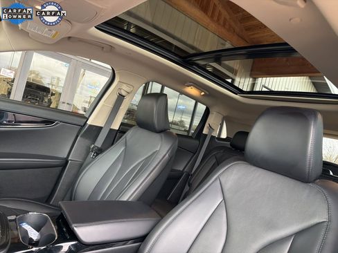 Used 2022 Lincoln Nautilus Reserve w/ Equipment Group 201A image 19