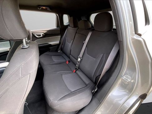 Used 2023 Jeep Compass Sport AWD/4WD image 22